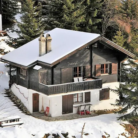 Jadwiga Eg Apartment *