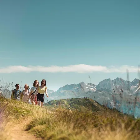 Jadwiga Eg Apartment *